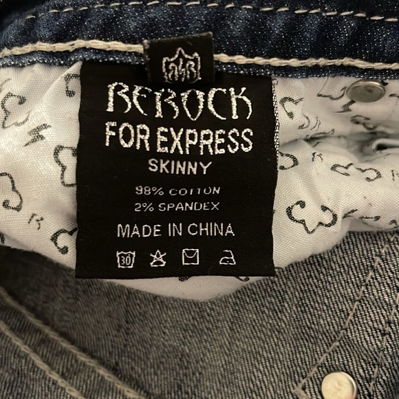 Skinny lightly distressed jeans.  Worn twice. - Picture 7 of 7